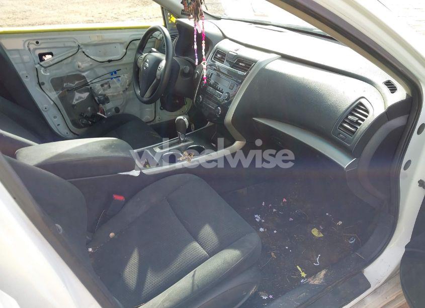 Photo 5 of 2015 Nissan Altima 2.5/2.5 S/2.5 SL/2.5 SV (VIN 1N4AL3AP1FC164170)