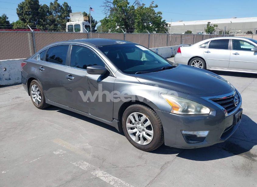 2015 Nissan Altima 2.5 S (VIN 1N4AL3AP1FC203016) main photo