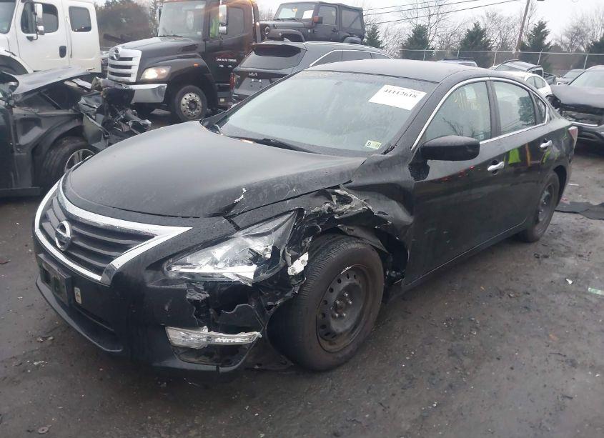 Photo 2 of 2015 Nissan Altima 2.5 S (VIN 1N4AL3AP1FC211696)