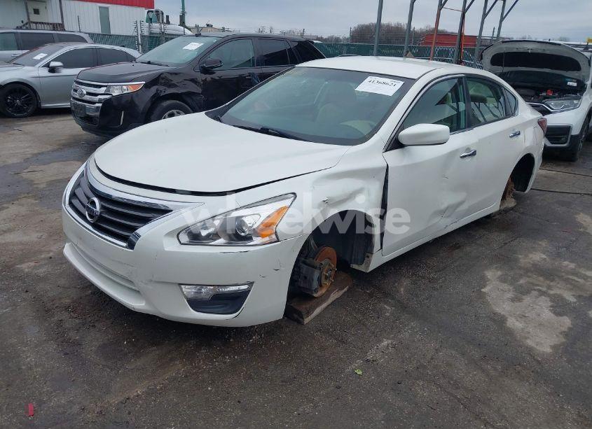 Photo 2 of 2015 Nissan Altima 2.5/2.5 S/2.5 SL/2.5 SV (VIN 1N4AL3AP1FC212833)
