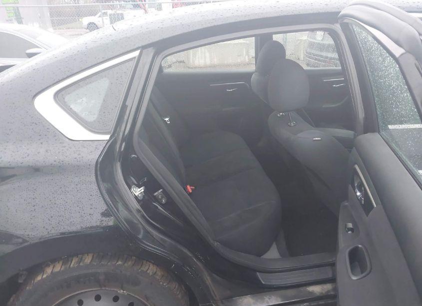 Photo 8 of 2015 Nissan Altima 2.5 S (VIN 1N4AL3AP1FC217353)