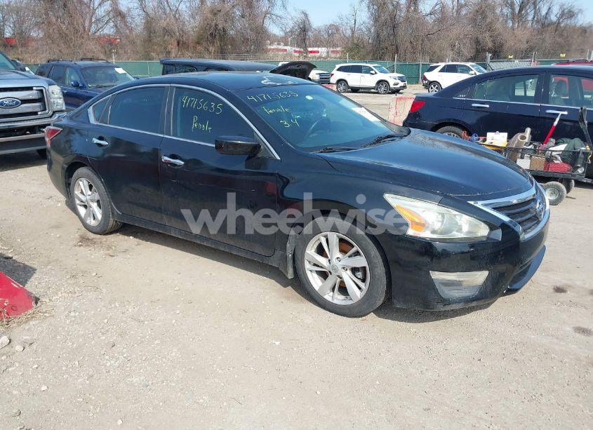 2015 Nissan Altima 2.5 SV (VIN 1N4AL3AP1FC219135) main photo