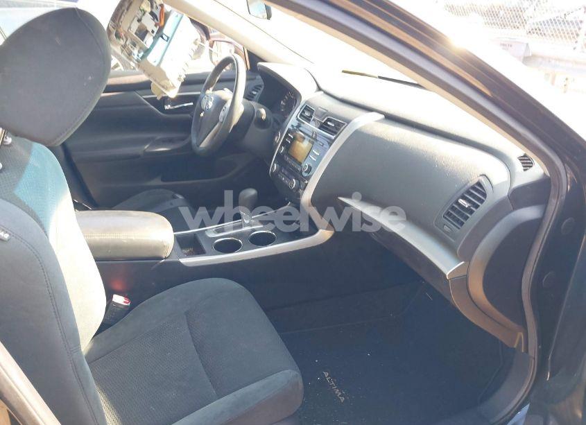 Photo 5 of 2015 Nissan Altima 2.5 SV (VIN 1N4AL3AP1FC258422)