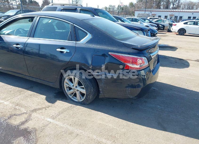Photo 6 of 2015 Nissan Altima 2.5 SV (VIN 1N4AL3AP1FC258422)