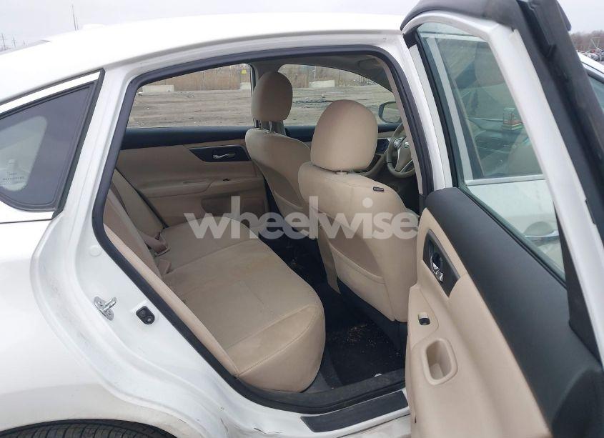 Photo 8 of 2015 Nissan Altima 2.5 SV (VIN 1N4AL3AP1FC265483)