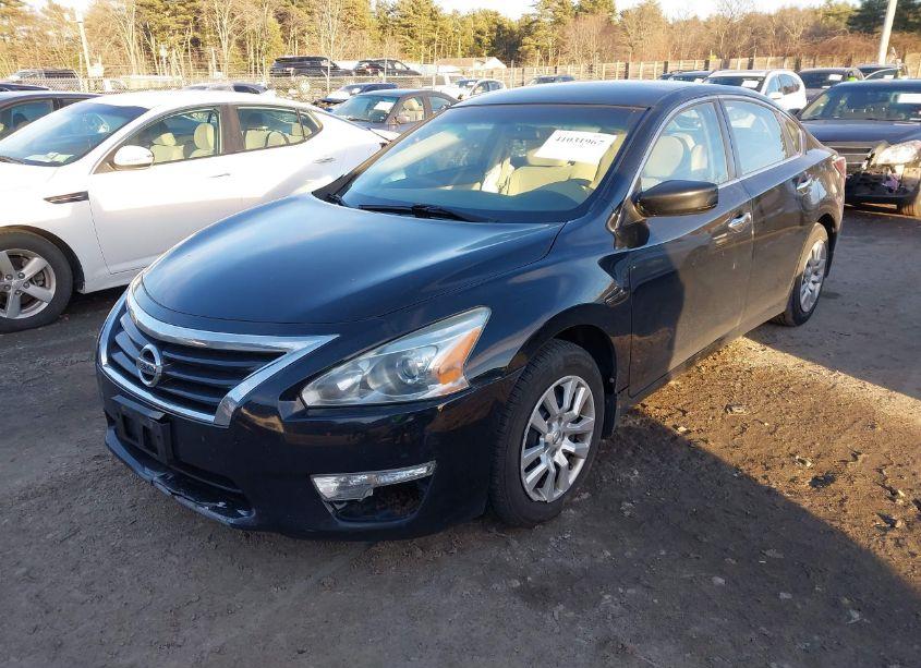 Photo 2 of 2015 Nissan Altima 2.5 S (VIN 1N4AL3AP1FC268867)