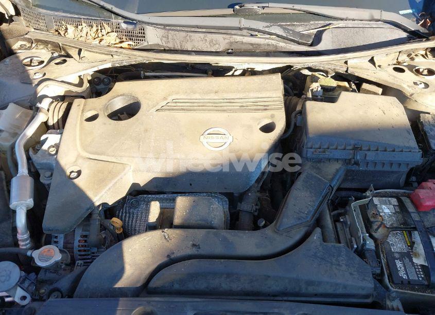 Photo 10 of 2015 Nissan Altima 2.5/S/SV/SL (VIN 1N4AL3AP1FC269503)