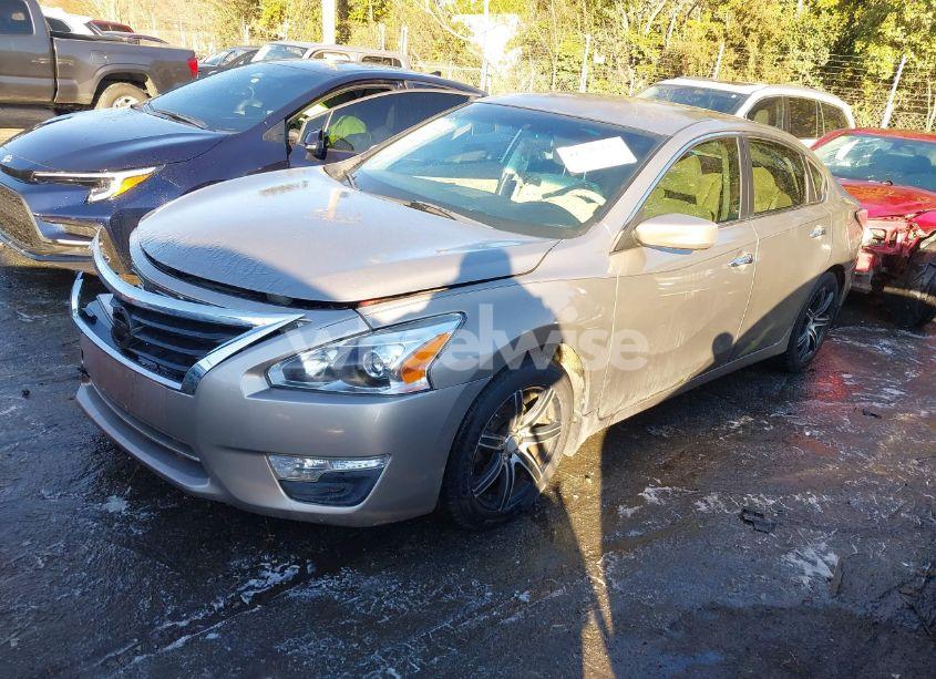 Photo 2 of 2015 Nissan Altima 2.5/S/SV/SL (VIN 1N4AL3AP1FC269503)
