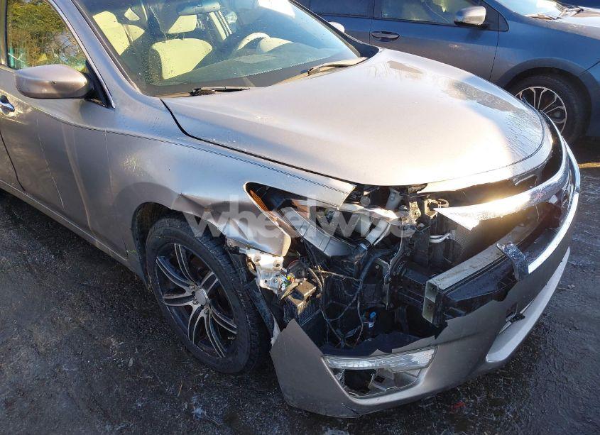 Photo 6 of 2015 Nissan Altima 2.5/S/SV/SL (VIN 1N4AL3AP1FC269503)