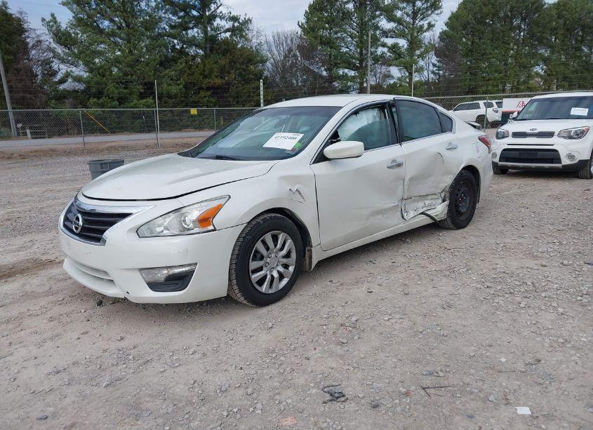 Photo 2 of 2015 Nissan Altima 2.5 S (VIN 1N4AL3AP1FC274751)