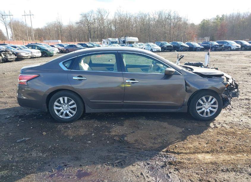 Photo 13 of 2015 Nissan Altima 2.5 S (VIN 1N4AL3AP1FC412336)
