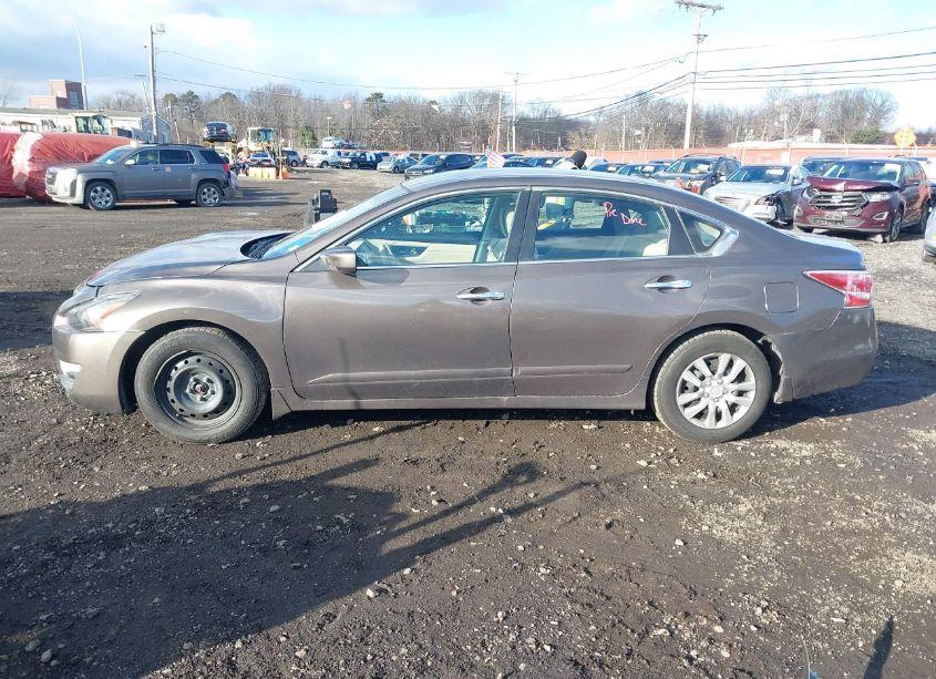 Photo 14 of 2015 Nissan Altima 2.5 S (VIN 1N4AL3AP1FC412336)