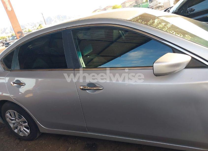 Photo 13 of 2015 Nissan Altima 2.5 S (VIN 1N4AL3AP1FC412885)