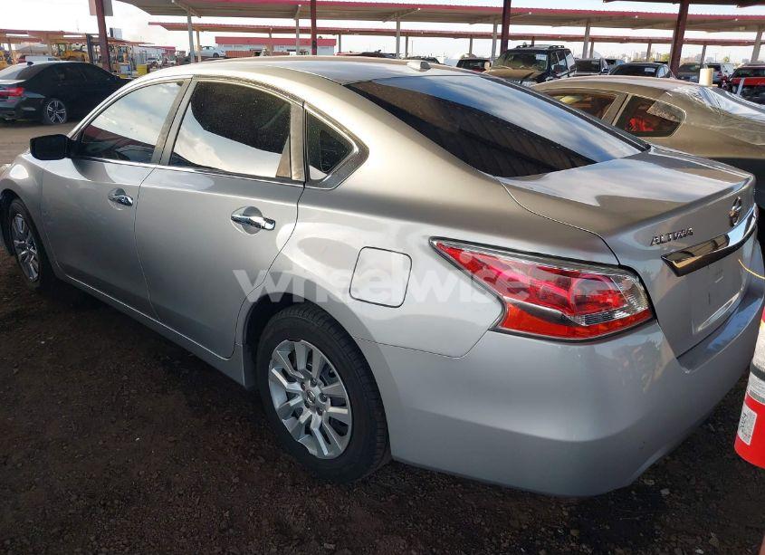 Photo 3 of 2015 Nissan Altima 2.5 S (VIN 1N4AL3AP1FC412885)