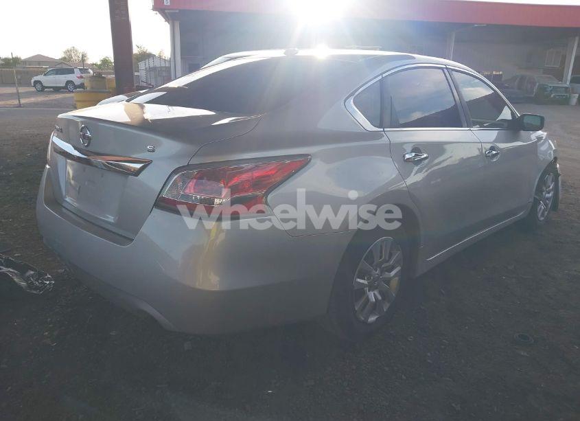 Photo 4 of 2015 Nissan Altima 2.5 S (VIN 1N4AL3AP1FC412885)