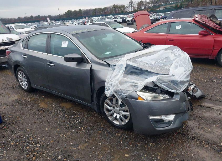 2015 Nissan Altima 2.5 S (VIN 1N4AL3AP1FC413020) main photo