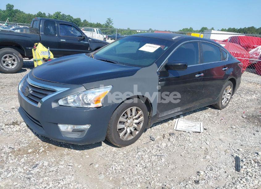 Photo 2 of 2015 Nissan Altima 2.5 S (VIN 1N4AL3AP1FC414037)