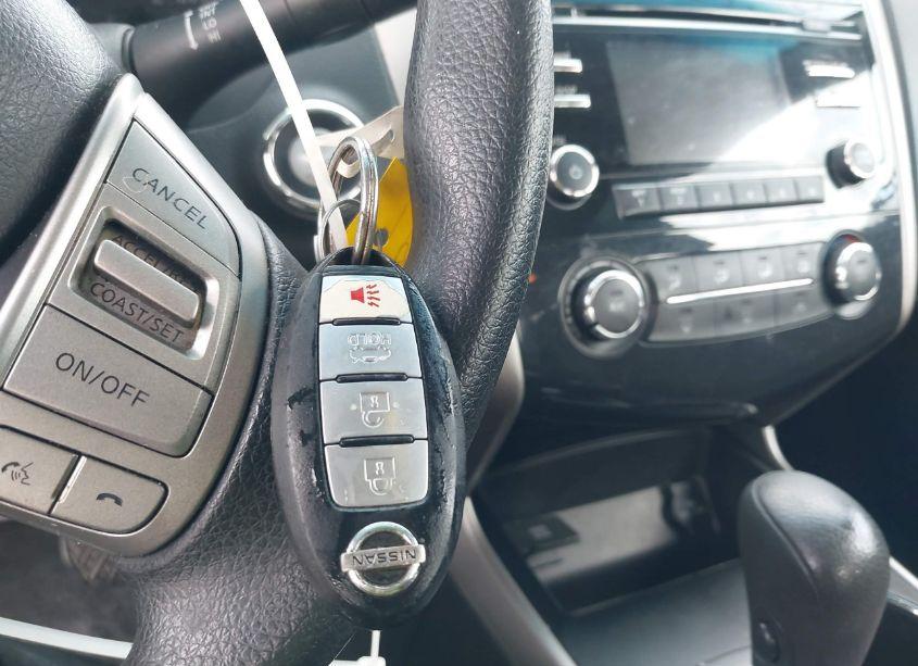 Photo 11 of 2015 Nissan Altima 2.5/2.5 S/2.5 SL/2.5 SV (VIN 1N4AL3AP1FC419089)