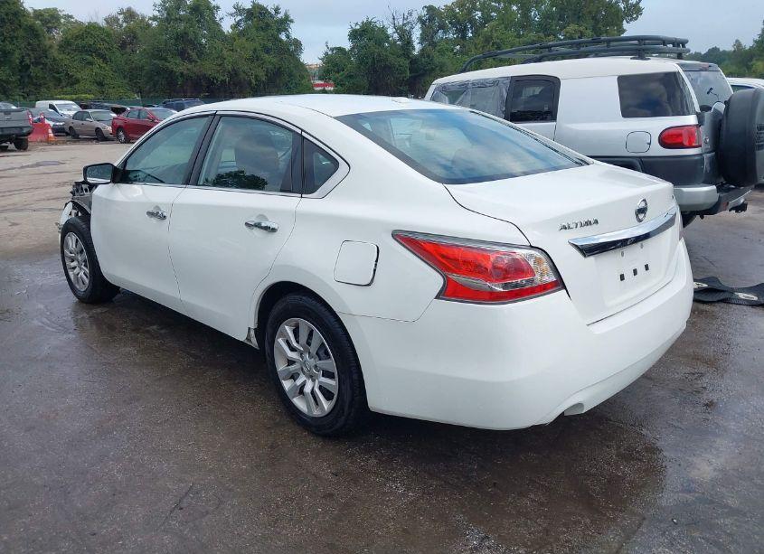 Photo 3 of 2015 Nissan Altima 2.5/2.5 S/2.5 SL/2.5 SV (VIN 1N4AL3AP1FC419089)