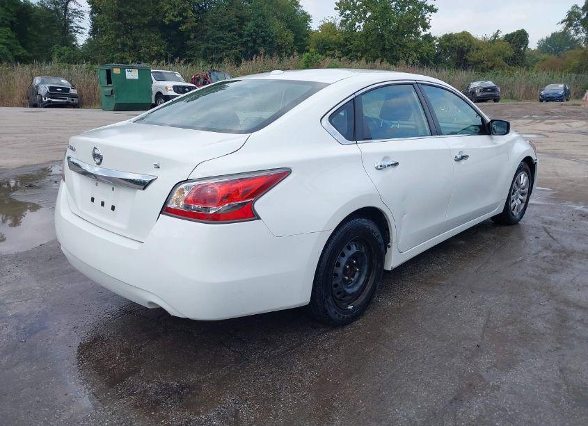 Photo 4 of 2015 Nissan Altima 2.5/2.5 S/2.5 SL/2.5 SV (VIN 1N4AL3AP1FC419089)