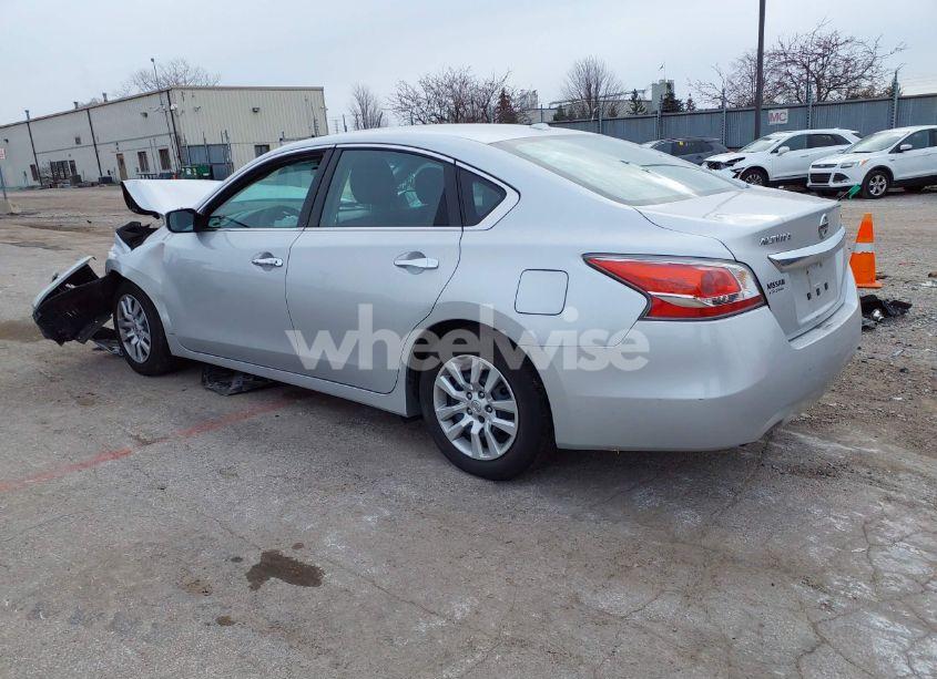 Photo 3 of 2015 Nissan Altima 2.5 S (VIN 1N4AL3AP1FC422073)