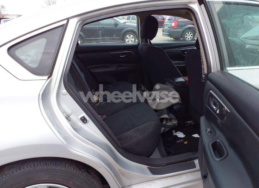 Photo 8 of 2015 Nissan Altima 2.5 S (VIN 1N4AL3AP1FC422073)