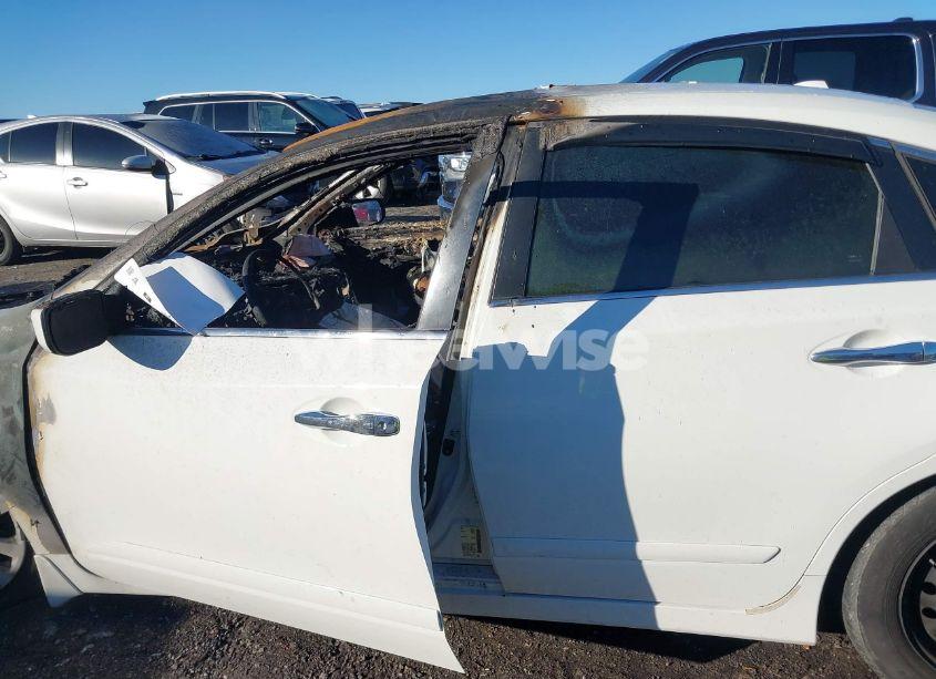 Photo 13 of 2015 Nissan Altima 2.5 S (VIN 1N4AL3AP1FC426642)