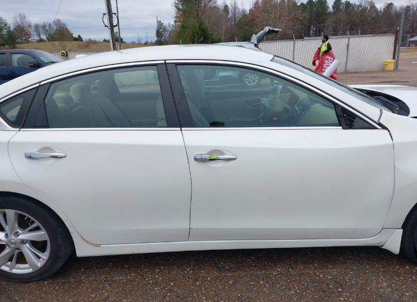 Photo 14 of 2015 Nissan Altima 2.5 SV (VIN 1N4AL3AP1FC430478)