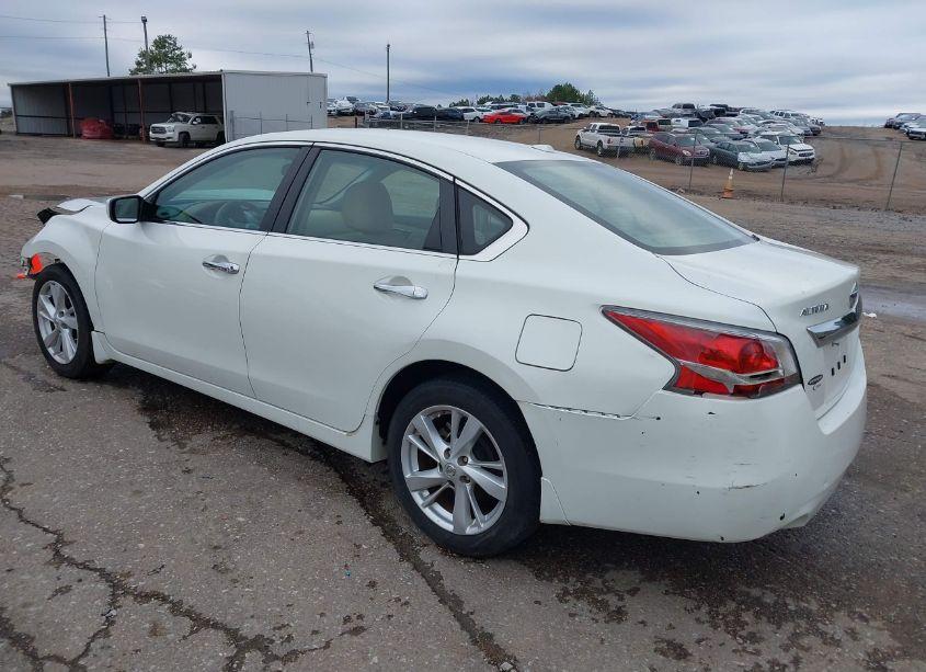 Photo 3 of 2015 Nissan Altima 2.5 SV (VIN 1N4AL3AP1FC430478)