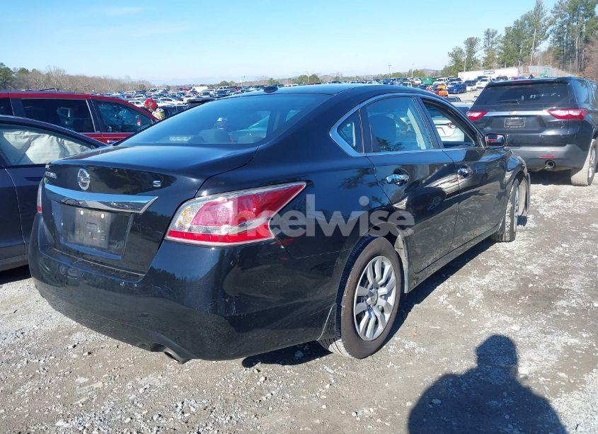 Photo 4 of 2015 Nissan Altima 2.5 S (VIN 1N4AL3AP1FC432036)