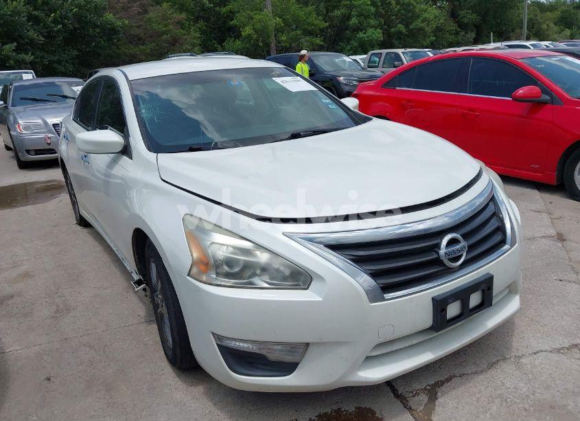 2015 Nissan Altima 2.5 S (VIN 1N4AL3AP1FC442162) main photo