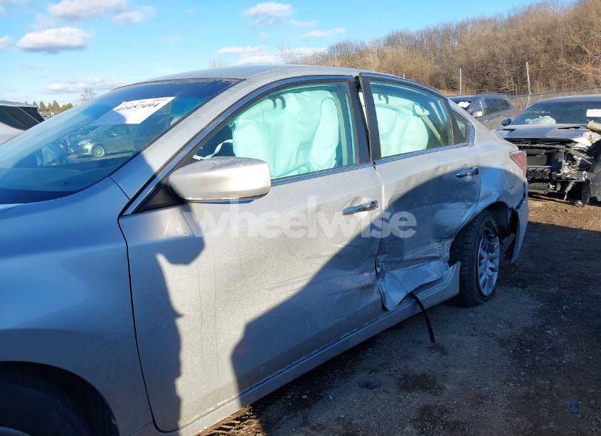 Photo 6 of 2015 Nissan Altima 2.5/2.5 S/2.5 SL/2.5 SV (VIN 1N4AL3AP1FC449273)