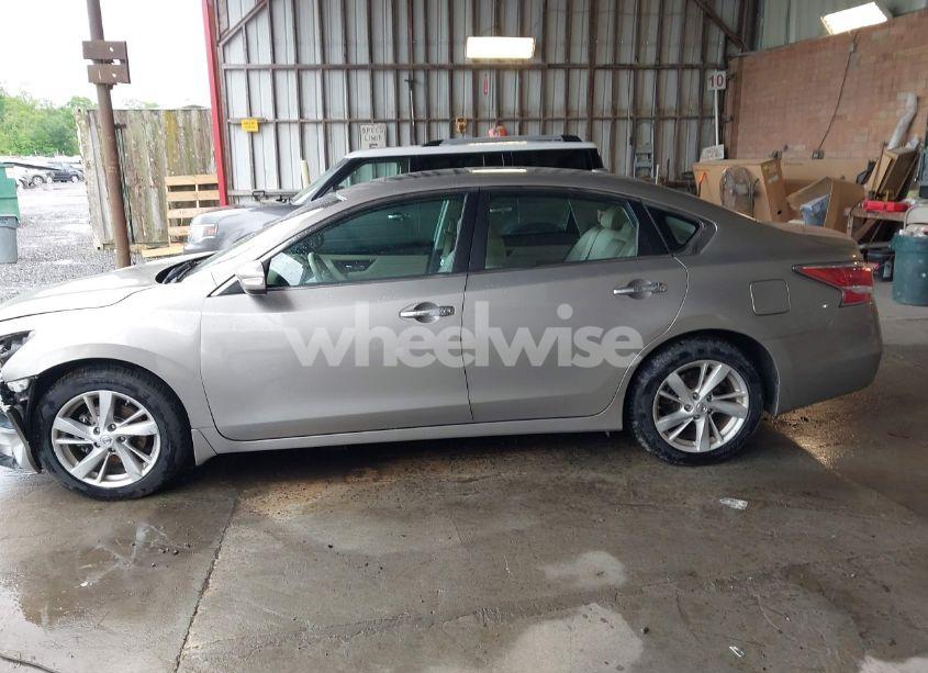 Photo 14 of 2015 Nissan Altima 2.5 SL (VIN 1N4AL3AP1FC456210)