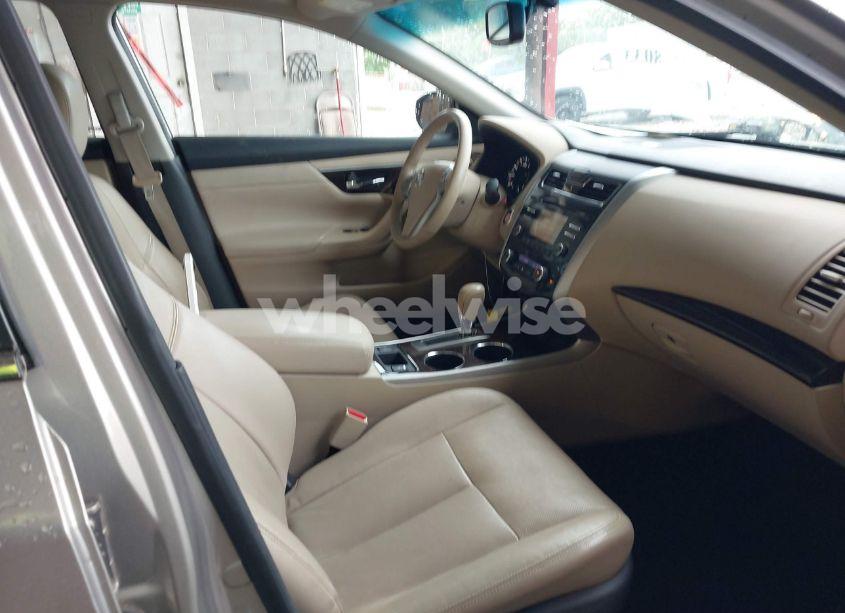 Photo 5 of 2015 Nissan Altima 2.5 SL (VIN 1N4AL3AP1FC456210)