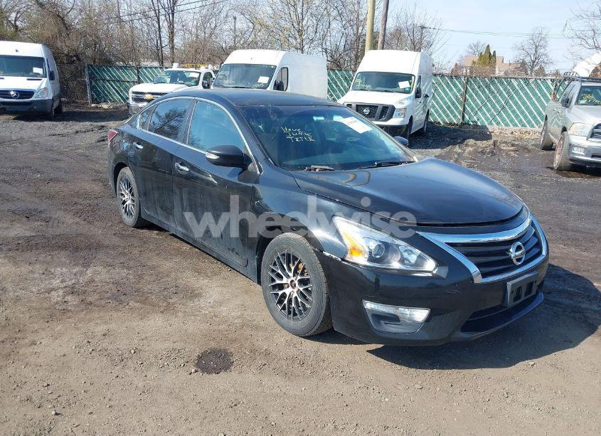 2015 Nissan Altima 2.5/2.5 S/2.5 SL/2.5 SV (VIN 1N4AL3AP1FC464484) main photo