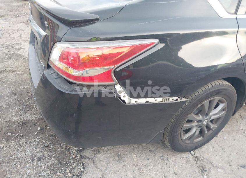 Photo 15 of 2015 Nissan Altima 2.5 S (VIN 1N4AL3AP1FC465327)