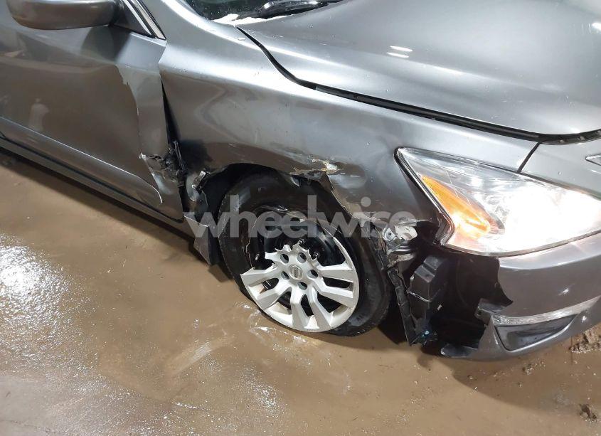 Photo 6 of 2015 Nissan Altima 2.5 S (VIN 1N4AL3AP1FC471483)