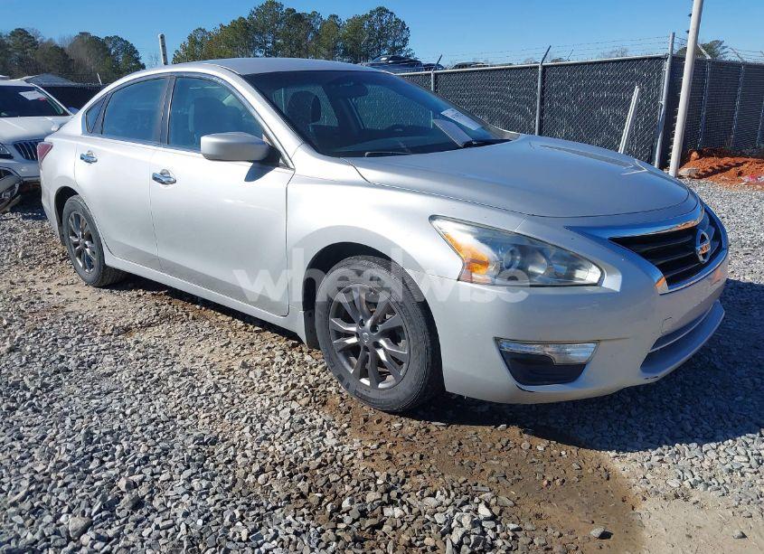 2015 Nissan Altima 2.5 S (VIN 1N4AL3AP1FC567310) main photo