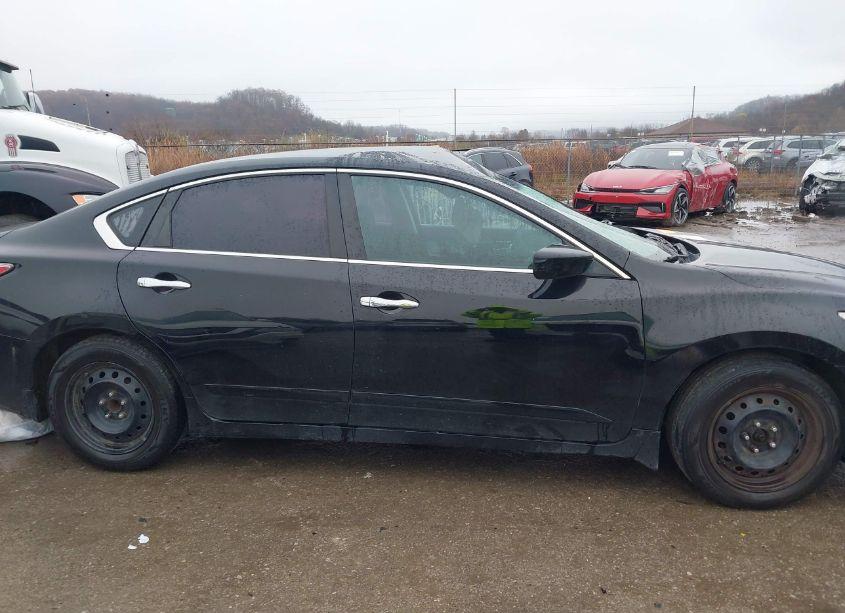 Photo 13 of 2015 Nissan Altima 2.5 S (VIN 1N4AL3AP1FC571986)