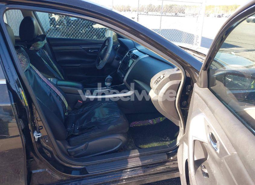 Photo 5 of 2015 Nissan Altima 2.5 S (VIN 1N4AL3AP1FC574564)