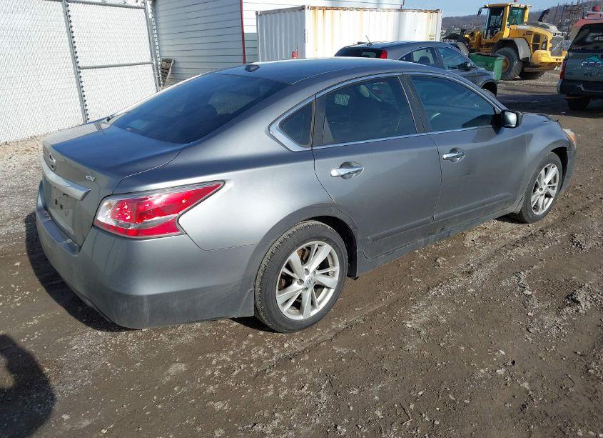 Photo 4 of 2015 Nissan Altima 2.5 SV (VIN 1N4AL3AP1FC593440)