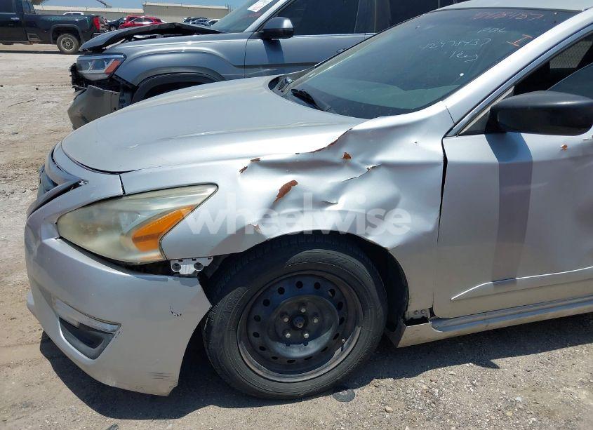 Photo 6 of 2015 Nissan Altima 2.5 S (VIN 1N4AL3AP1FC594958)