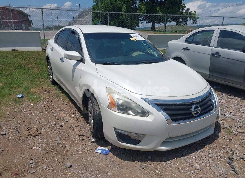 2015 Nissan Altima 2.5/2.5 S/2.5 SL/2.5 SV (VIN 1N4AL3AP1FN300091) main photo
