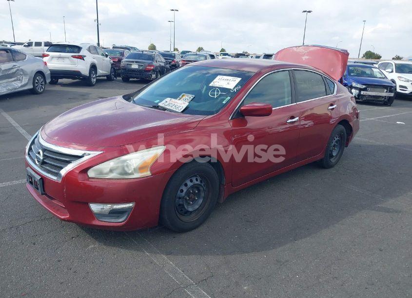 Photo 2 of 2015 Nissan Altima 2.5 S (VIN 1N4AL3AP1FN301550)