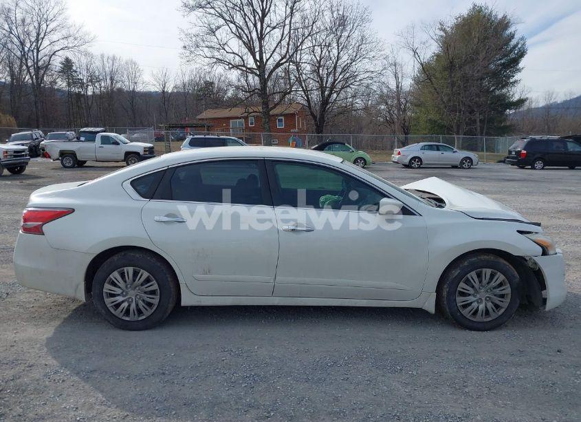 Photo 14 of 2015 Nissan Altima 2.5 S (VIN 1N4AL3AP1FN308613)