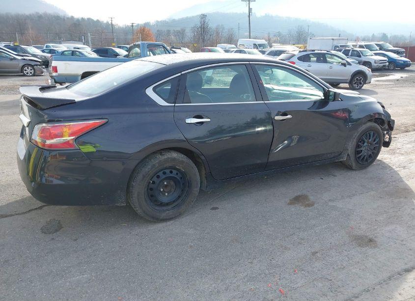 Photo 4 of 2015 Nissan Altima 2.5/2.5 S/2.5 SL/2.5 SV (VIN 1N4AL3AP1FN314864)