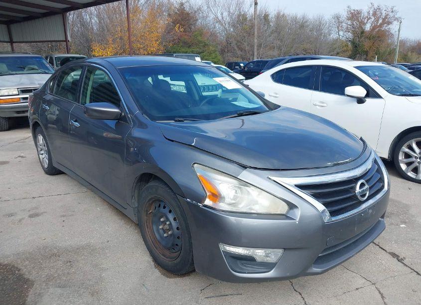 2015 Nissan Altima 2.5/2.5 S/2.5 SL/2.5 SV (VIN 1N4AL3AP1FN325248) main photo