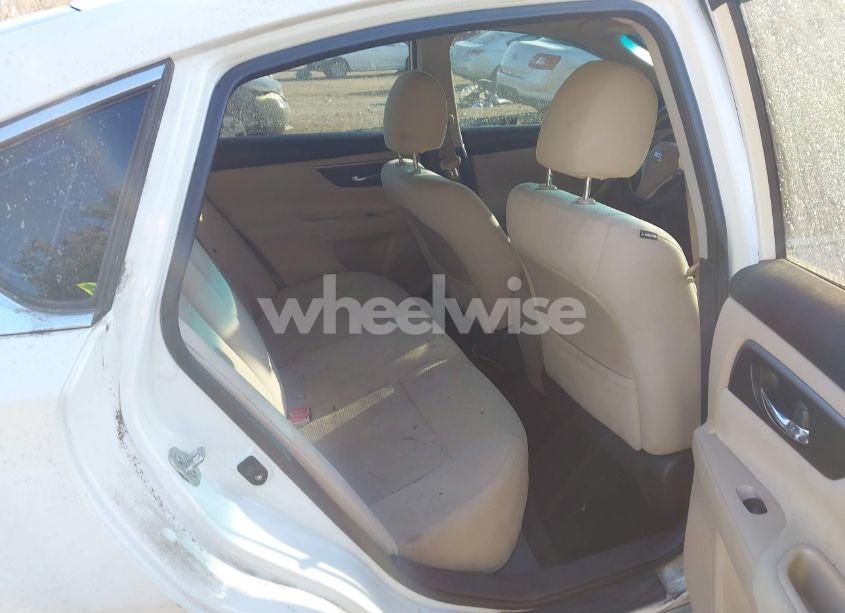 Photo 8 of 2015 Nissan Altima 2.5 S (VIN 1N4AL3AP1FN346911)