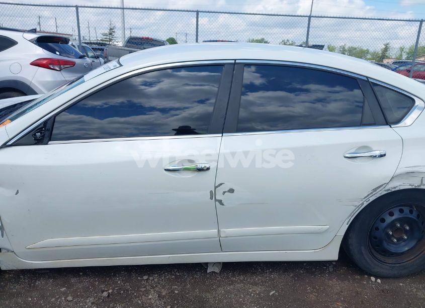 Photo 14 of 2015 Nissan Altima 2.5 S (VIN 1N4AL3AP1FN367872)