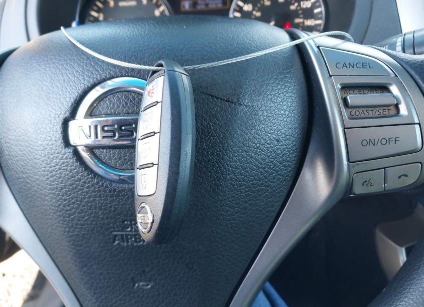 Photo 11 of 2015 Nissan Altima 2.5 S (VIN 1N4AL3AP1FN369380)